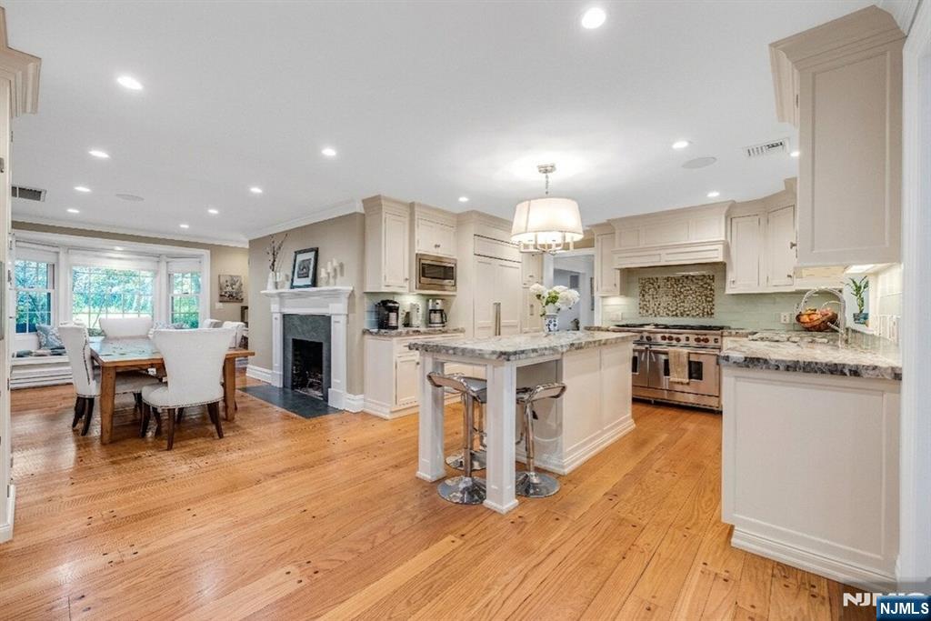 8 White Pine Road