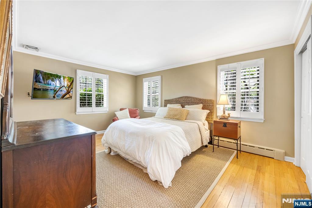 8 White Pine Road