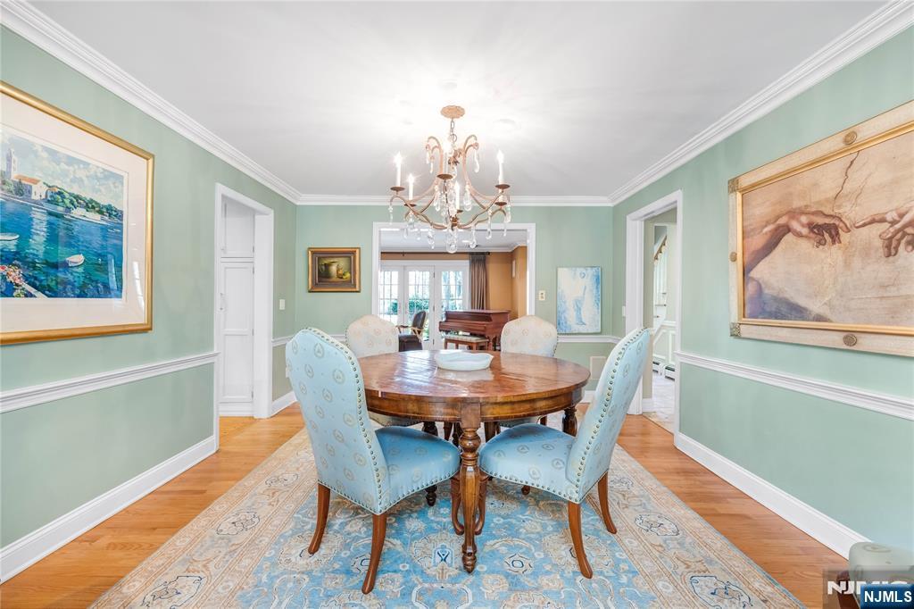 8 White Pine Road