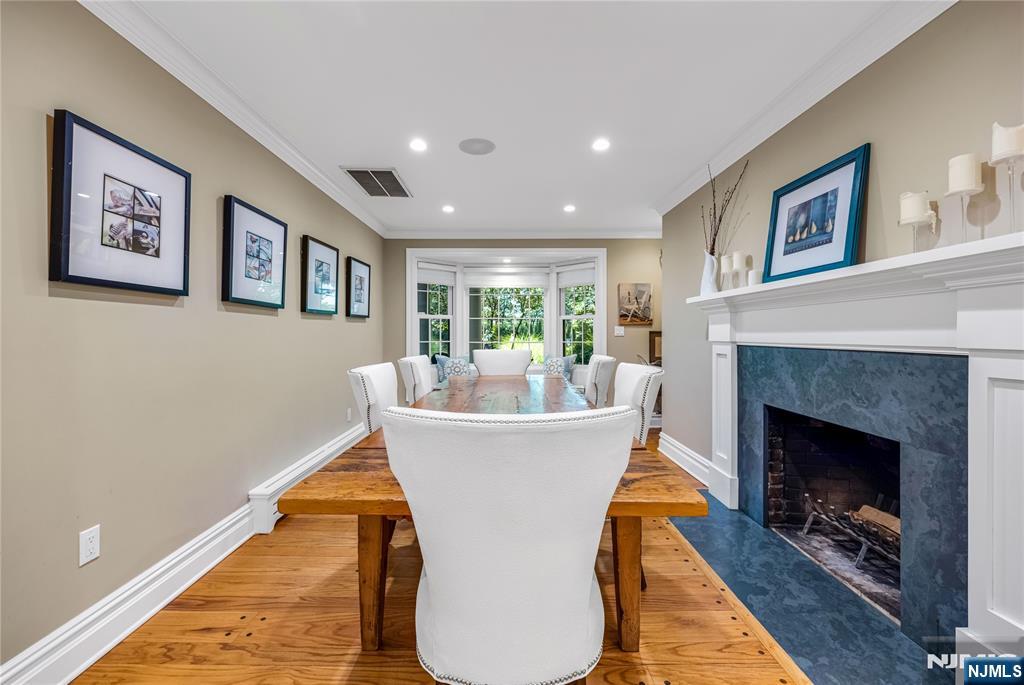 8 White Pine Road