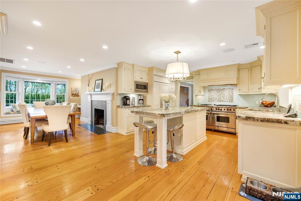 8 White Pine Road