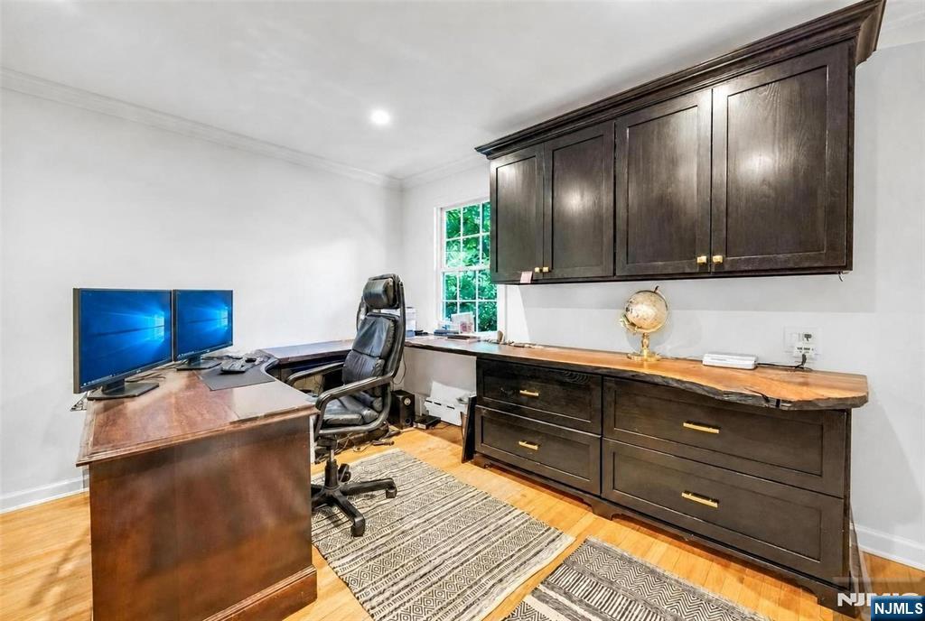 8 White Pine Road