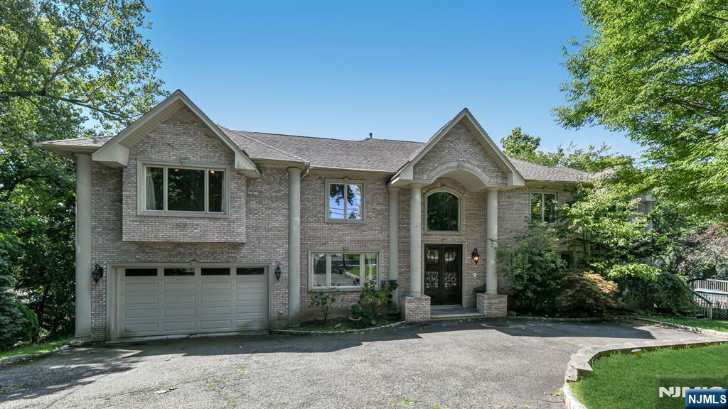 831 Pascack Road