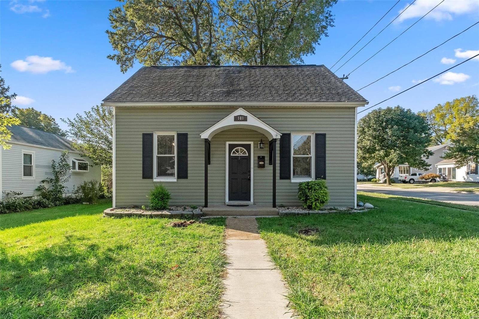 101 E Madison Street