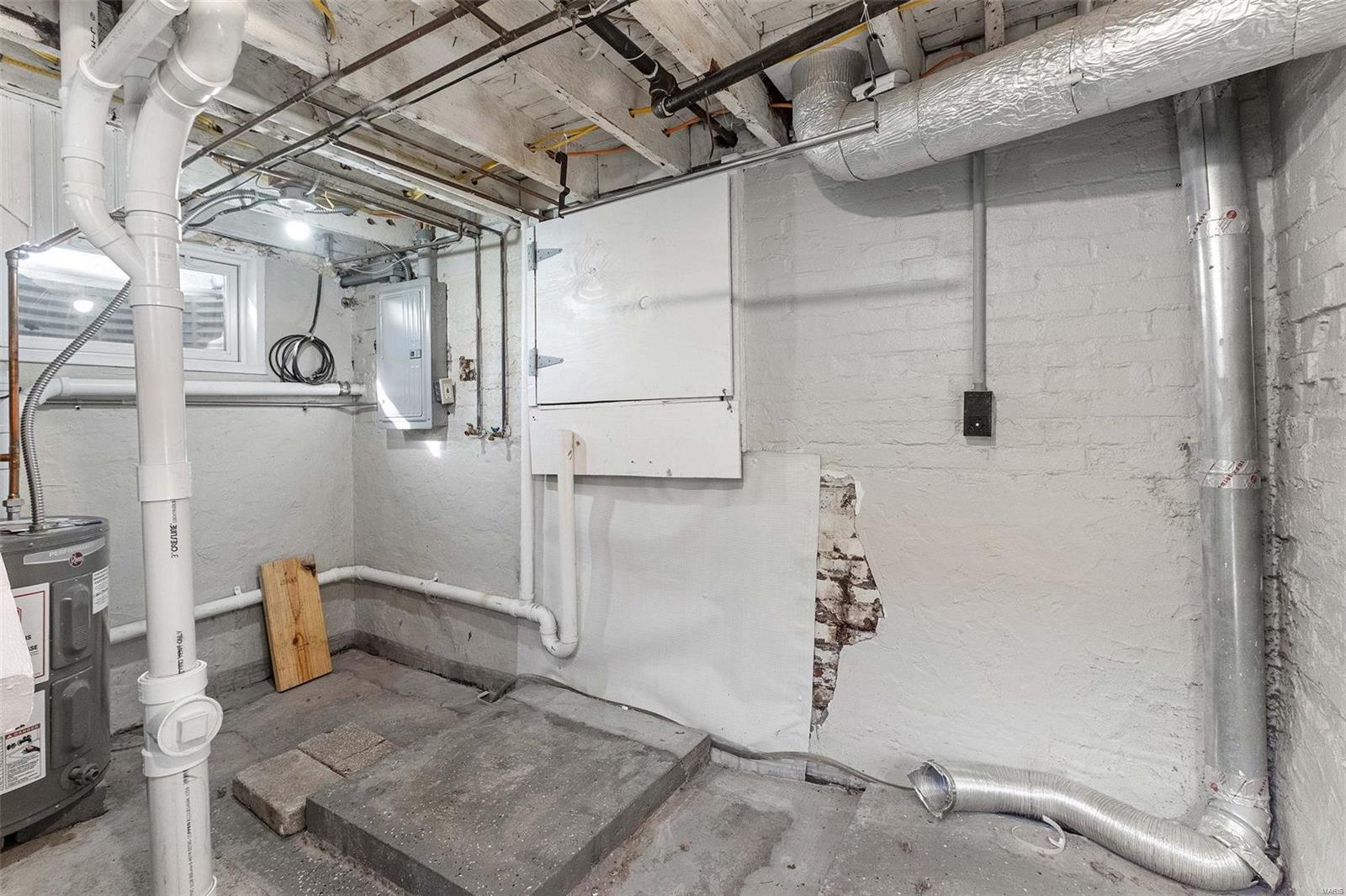 101 E Madison Street