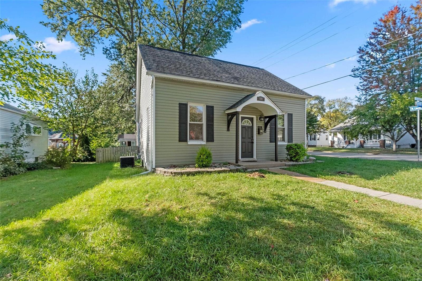 101 E Madison Street