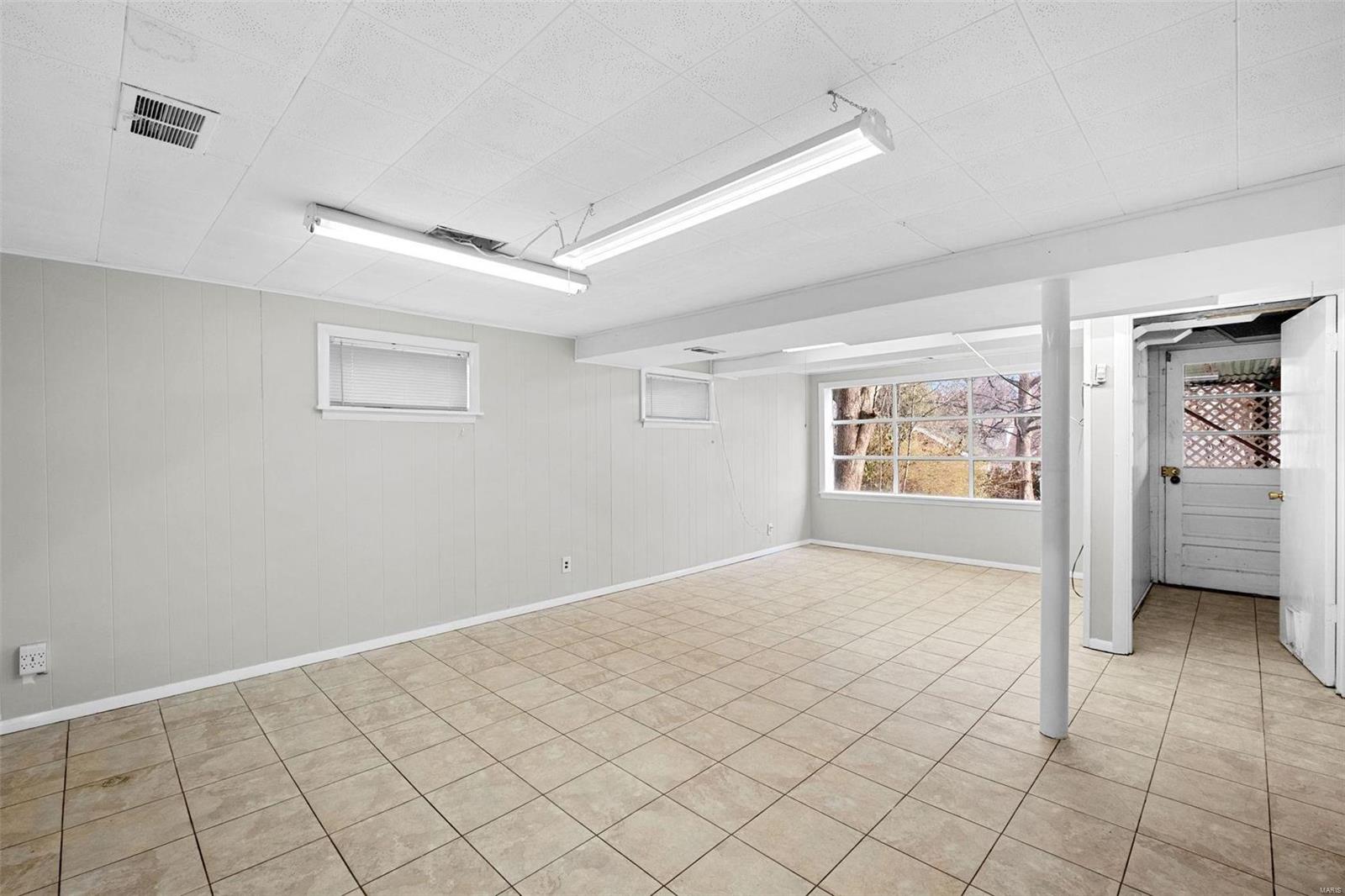 8752 Del Vista Drive