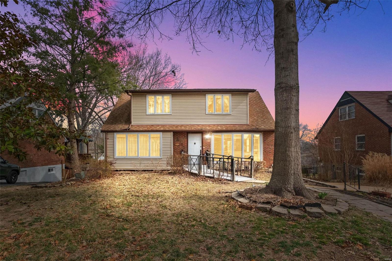 8752 Del Vista Drive