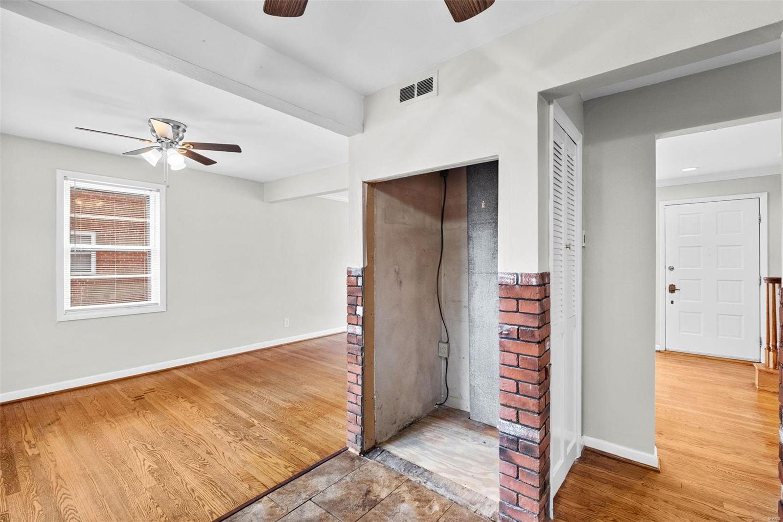 8752 Del Vista Drive