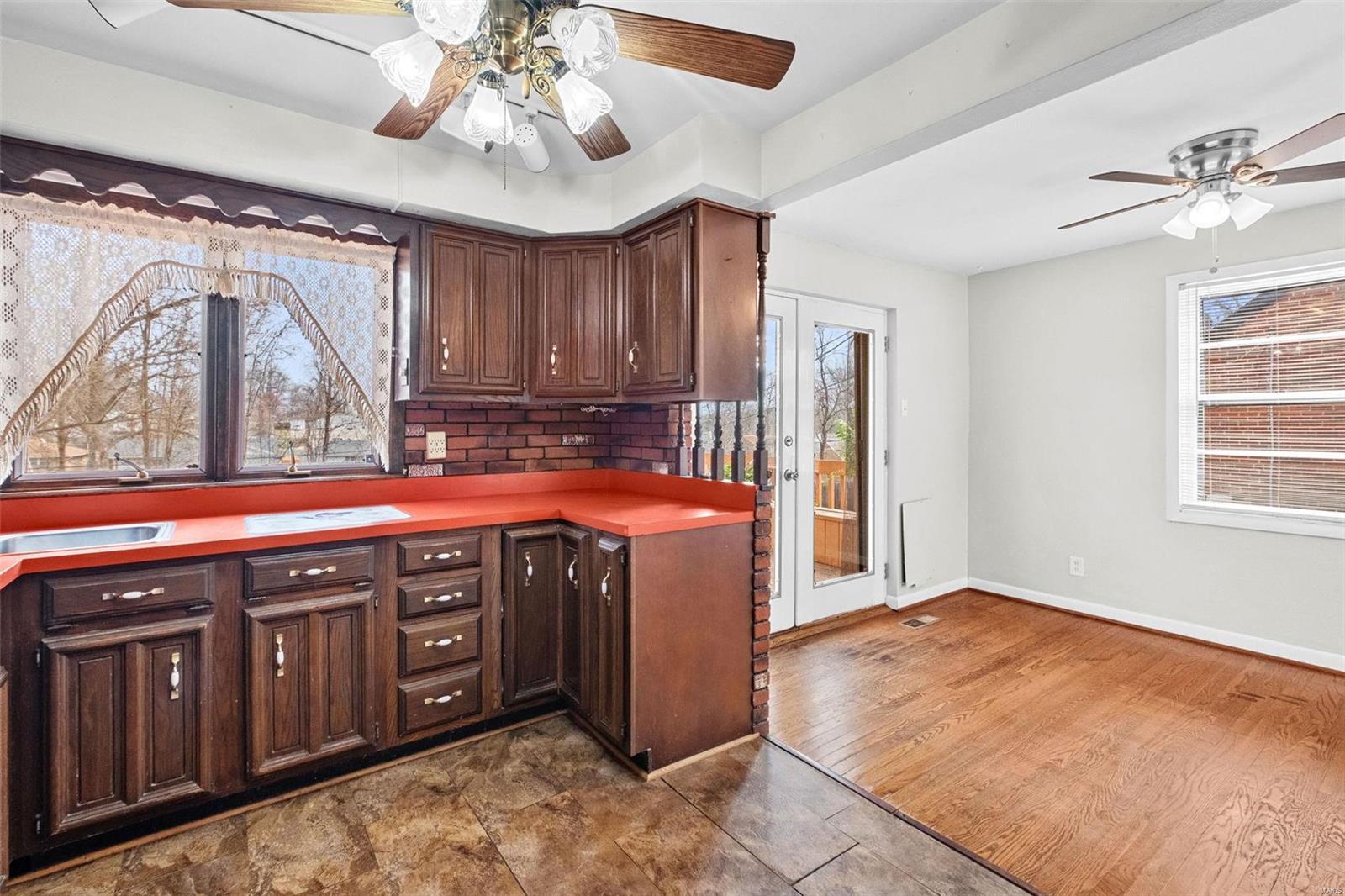 8752 Del Vista Drive
