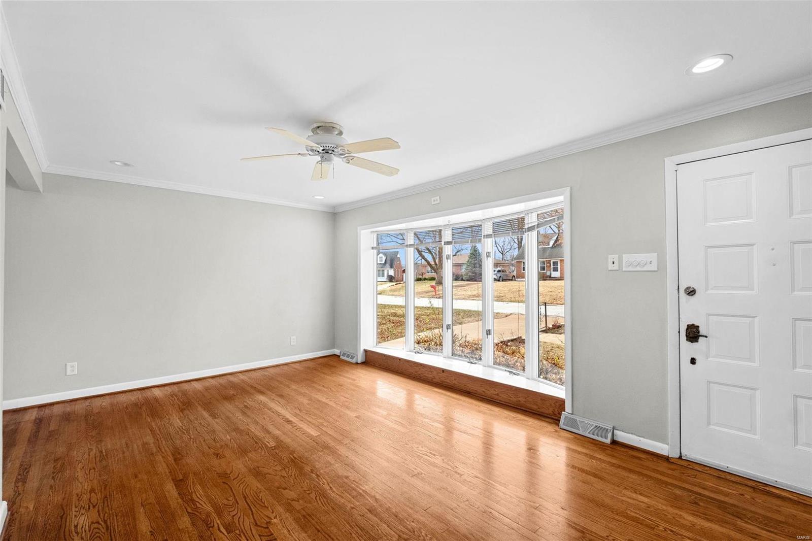 8752 Del Vista Drive