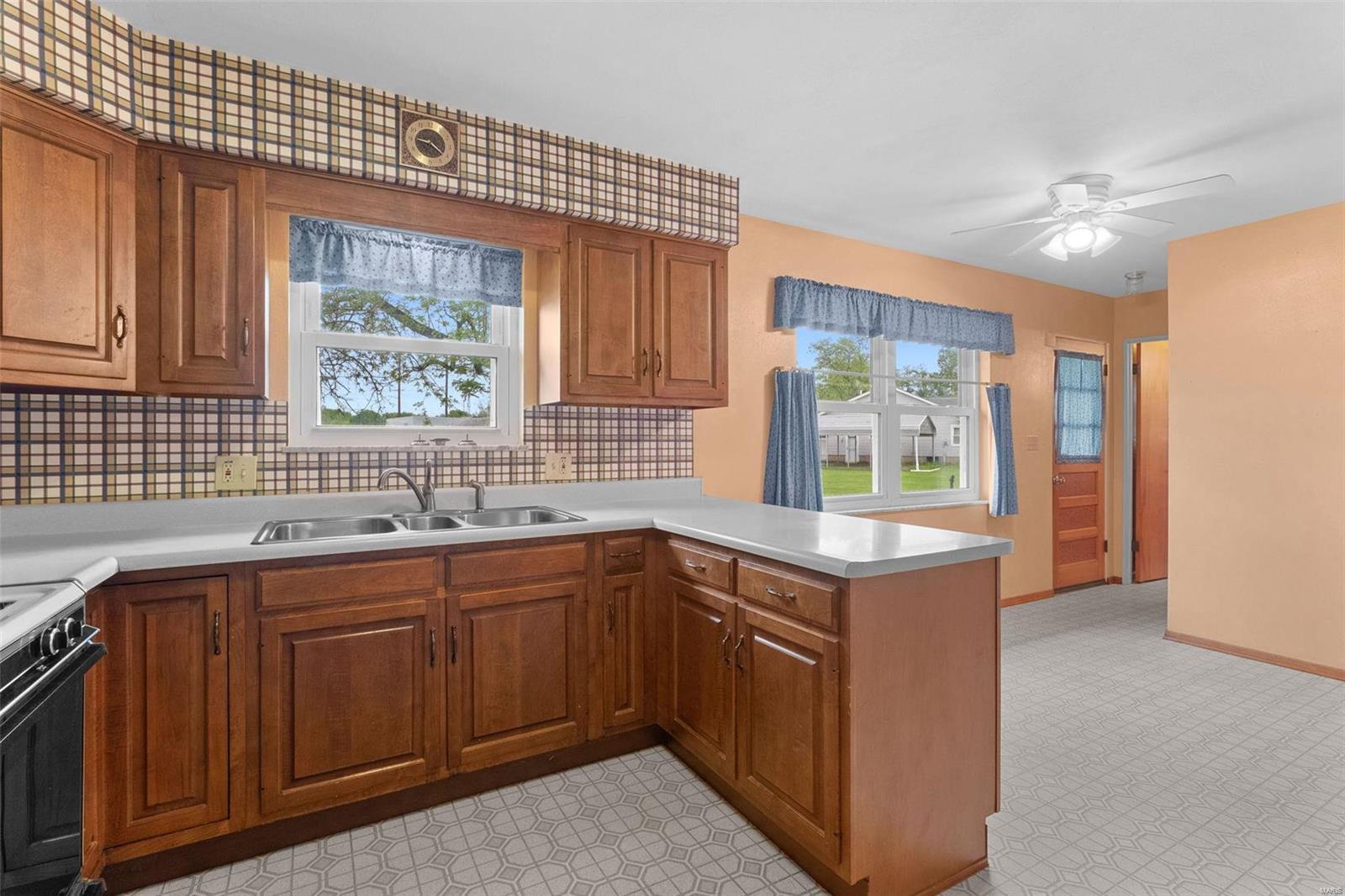 5219 Frank Scott Parkway W