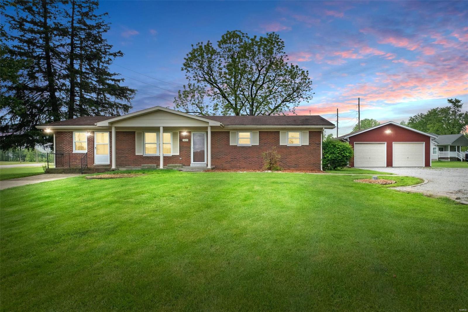 5219 Frank Scott Parkway W