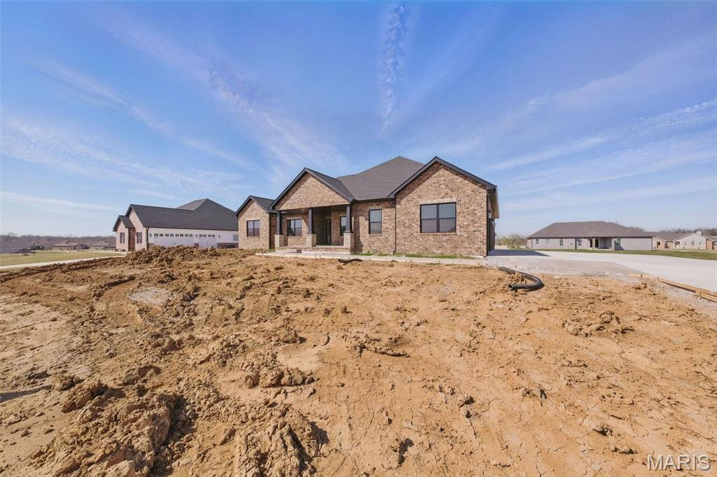 1379 Walnut Ridge Drive