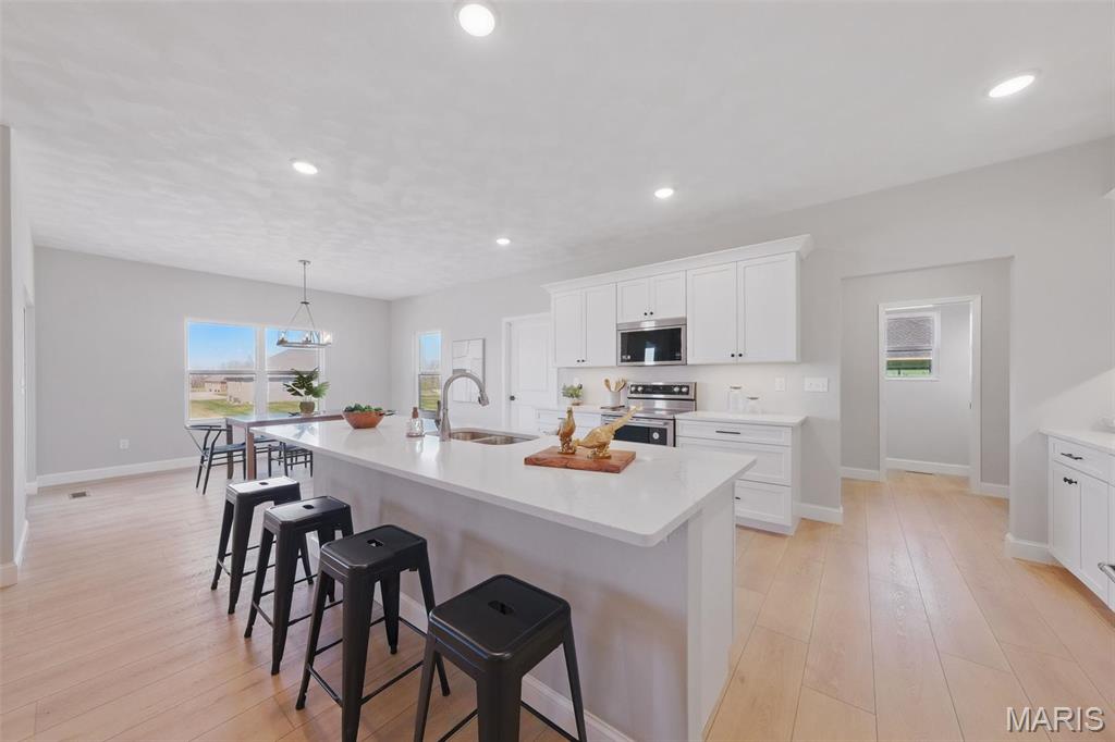 1379 Walnut Ridge Drive