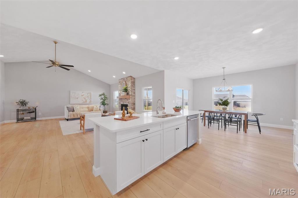 1379 Walnut Ridge Drive