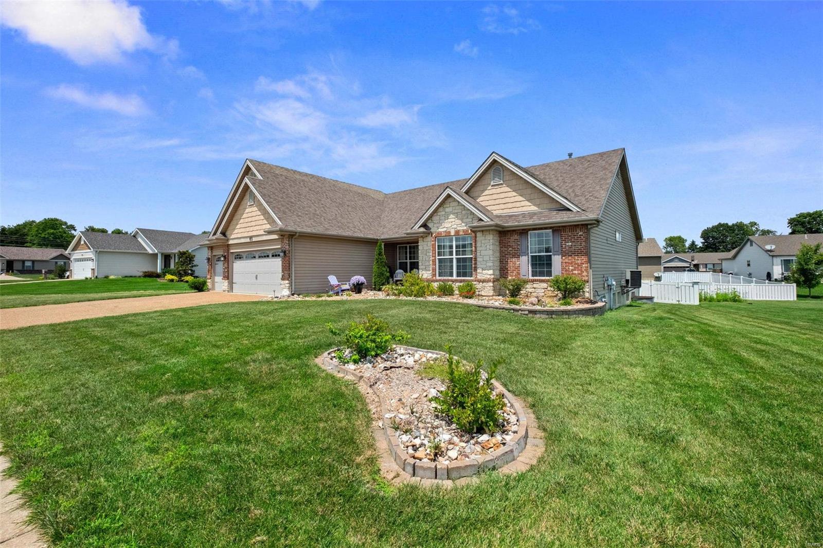 105 Albany Manor Drive