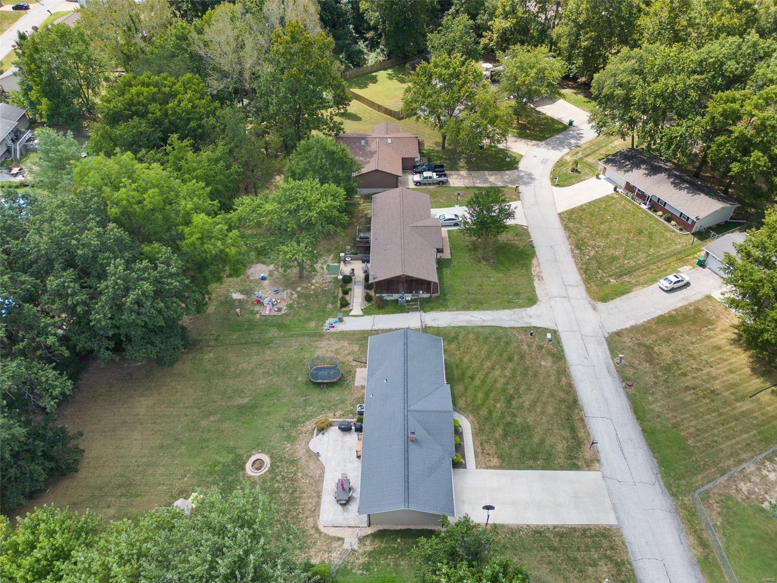 5516 Lehigh Lane