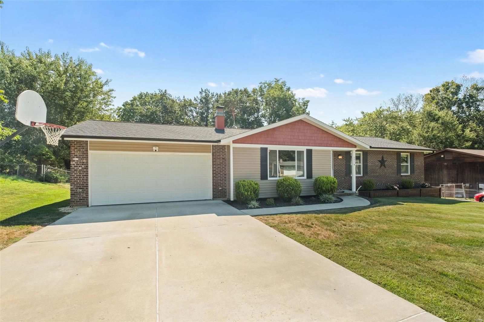 5516 Lehigh Lane
