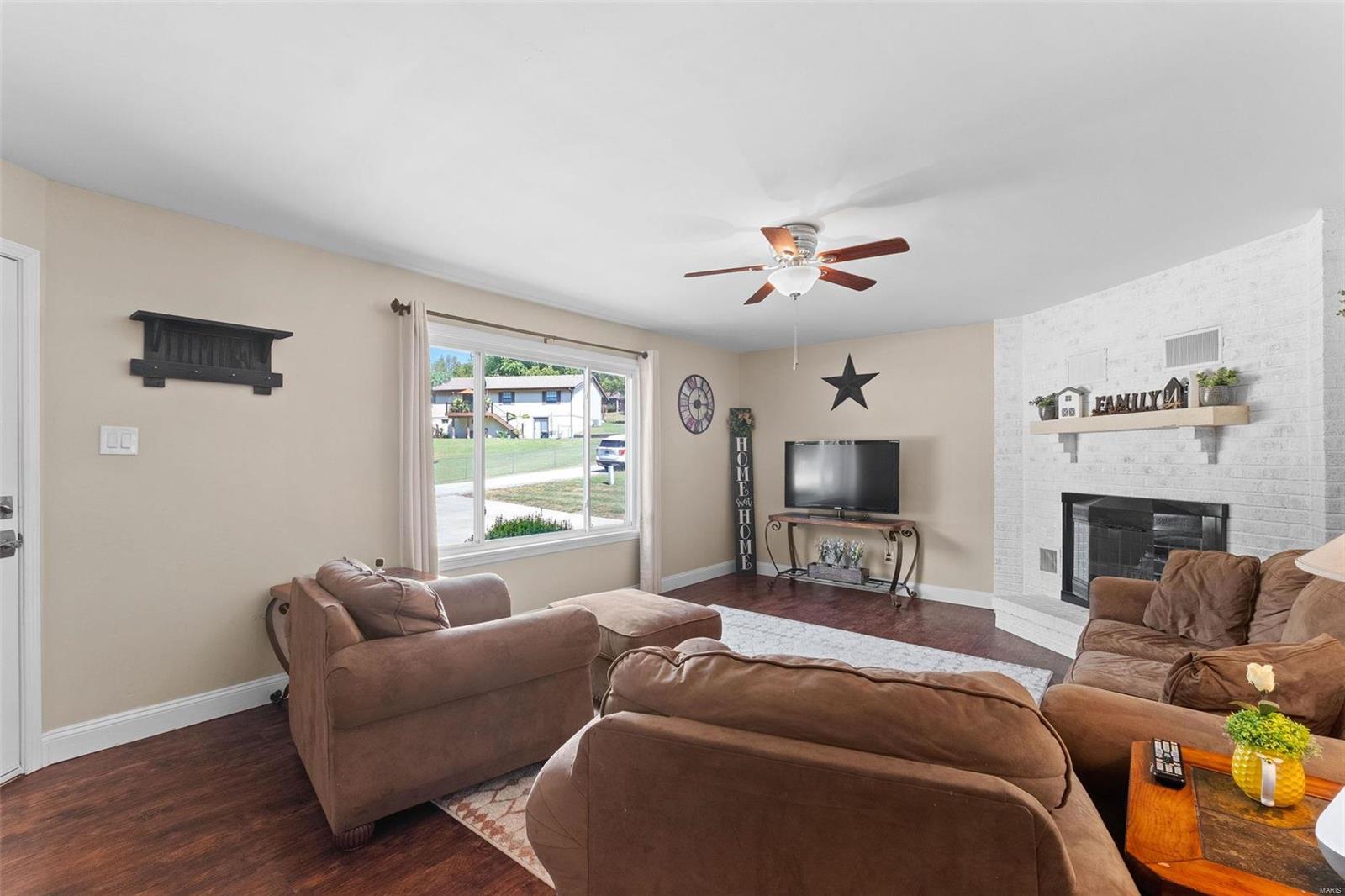 5516 Lehigh Lane