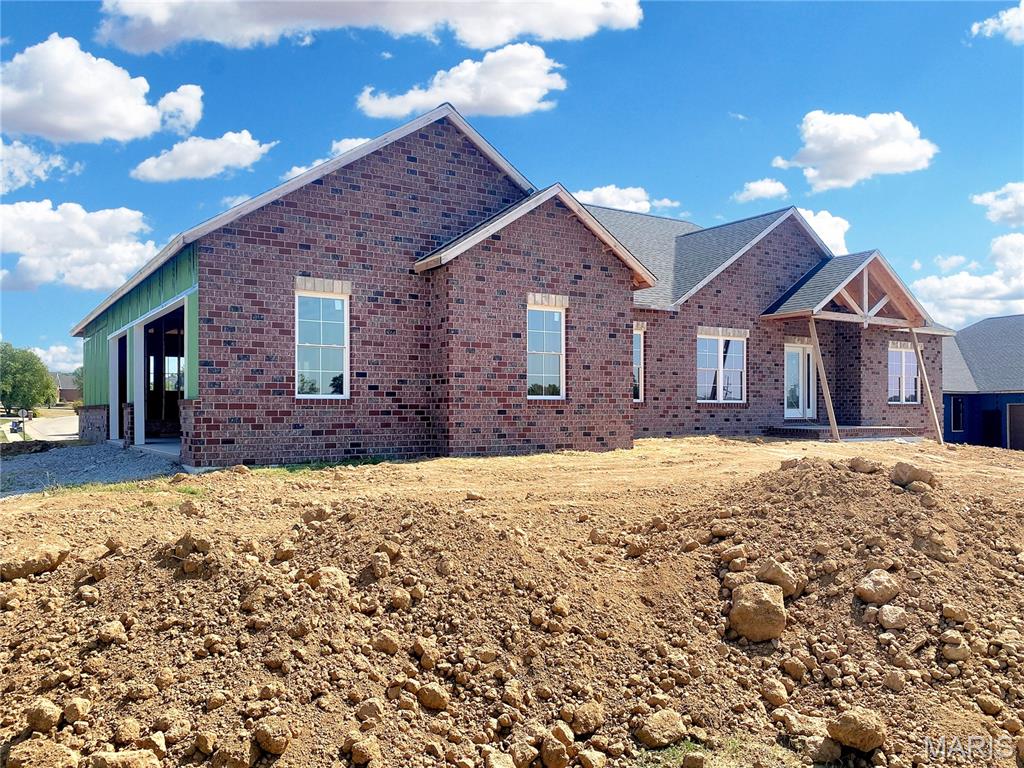 1374 Walnut Ridge Drive