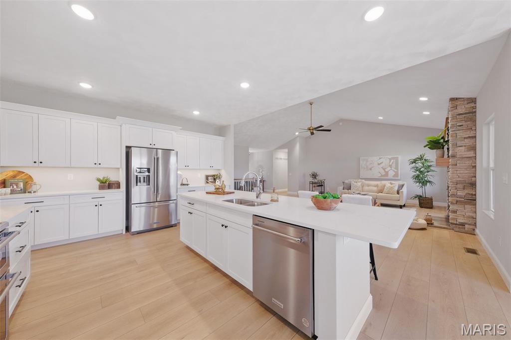 1374 Walnut Ridge Drive