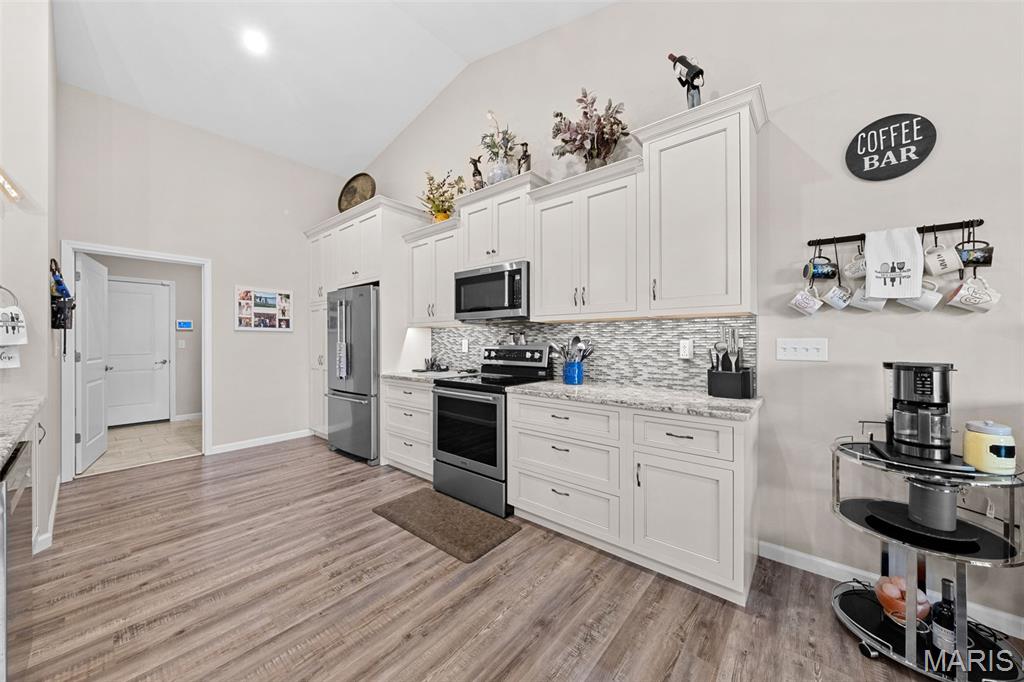 2428 Sunset Ridge Drive