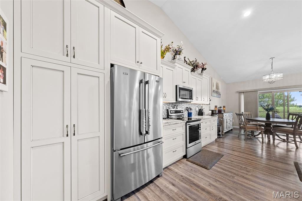 2428 Sunset Ridge Drive