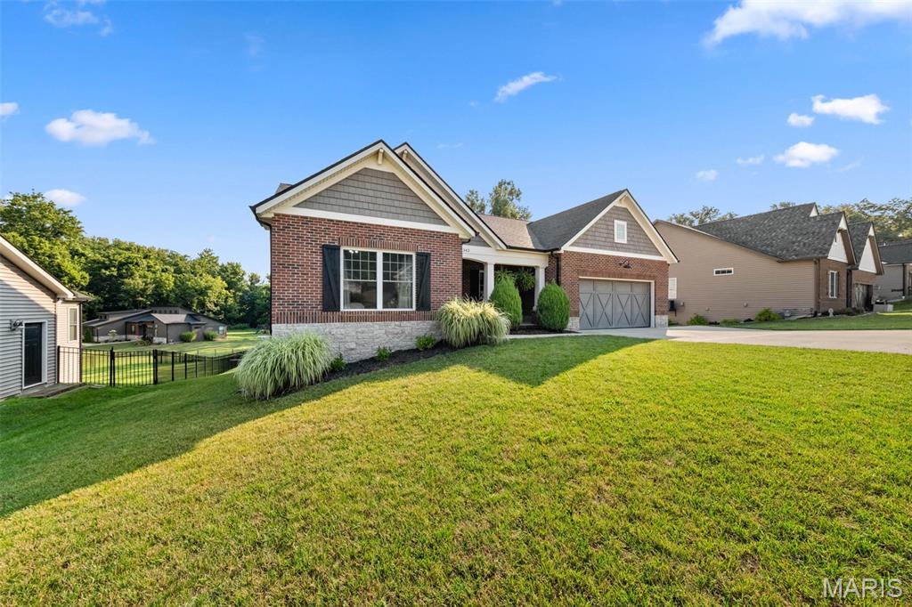 2343 Lakeshore Drive