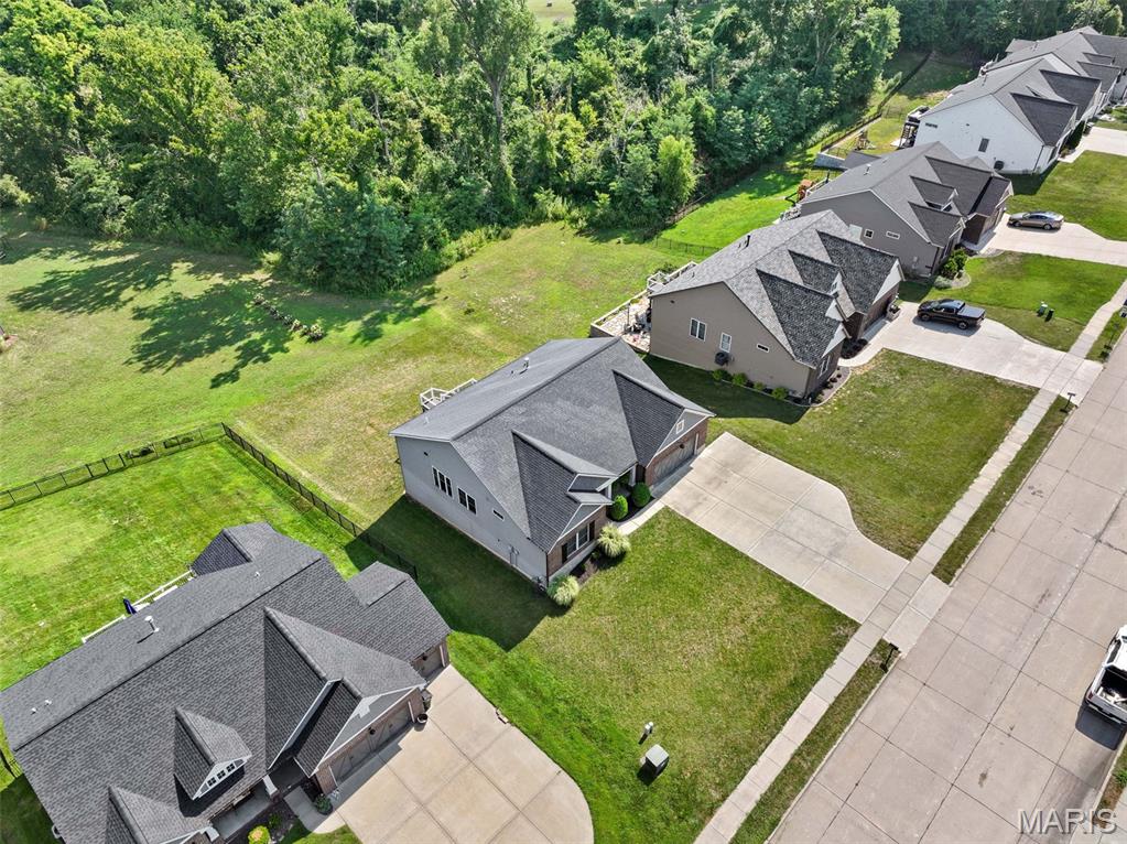 2343 Lakeshore Drive