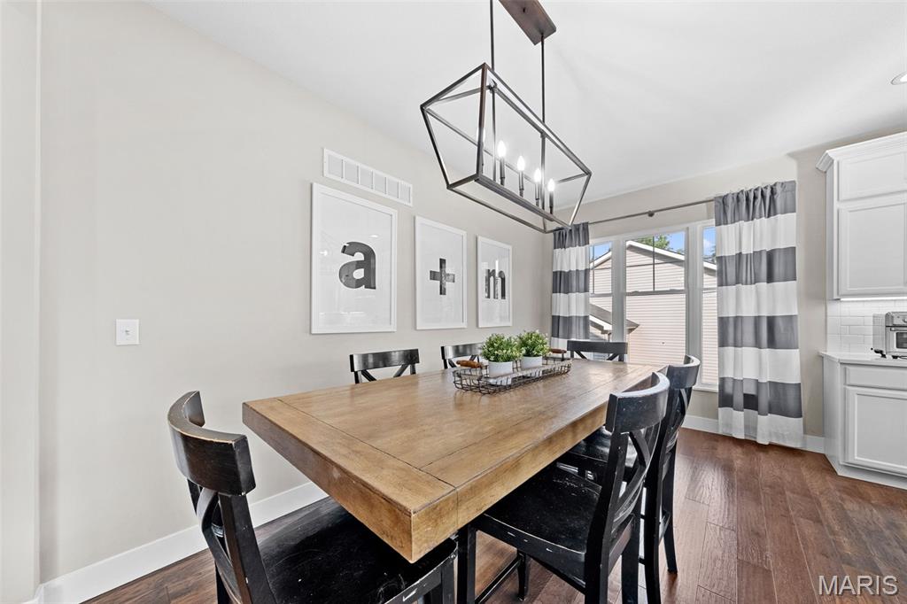 2343 Lakeshore Drive