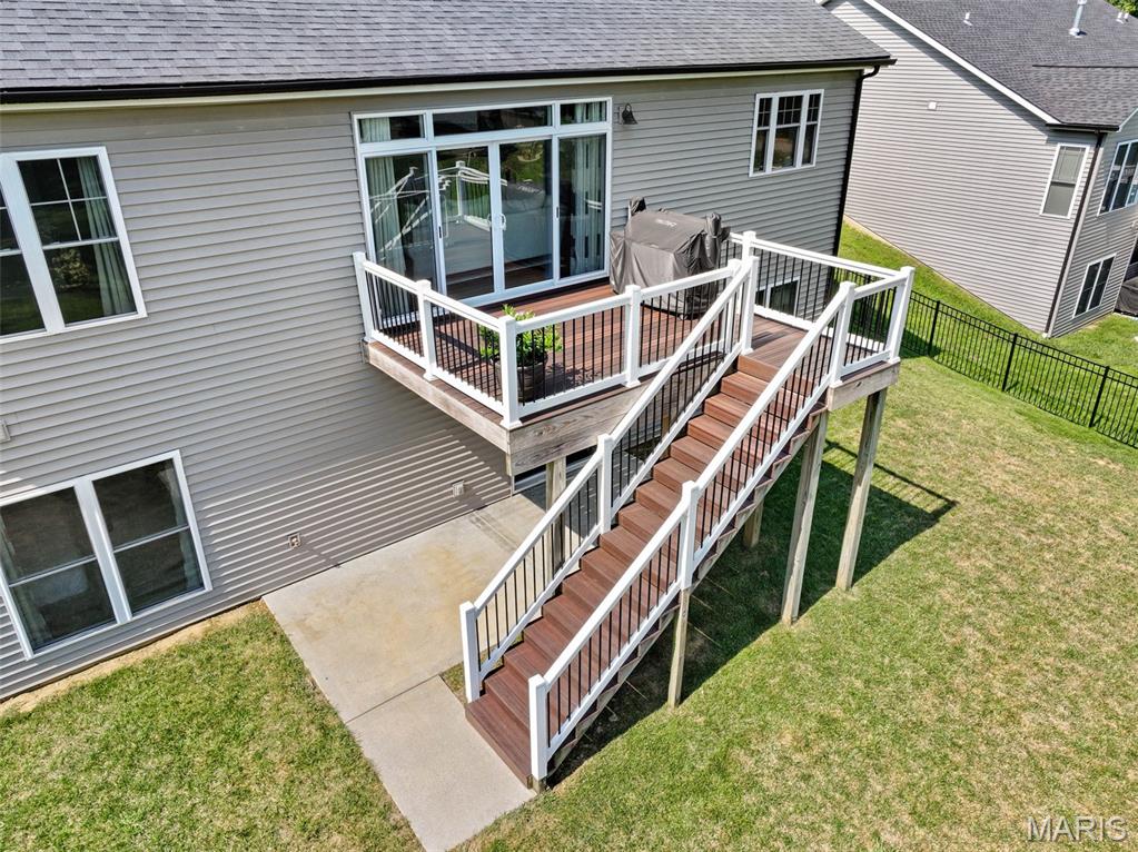 2343 Lakeshore Drive