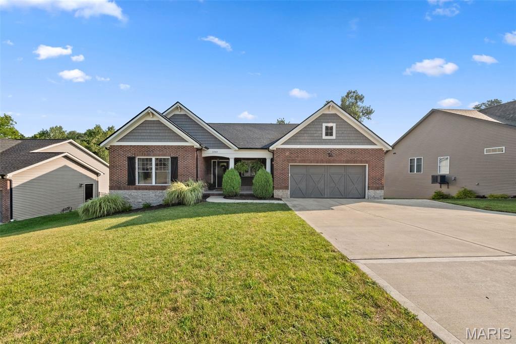 2343 Lakeshore Drive