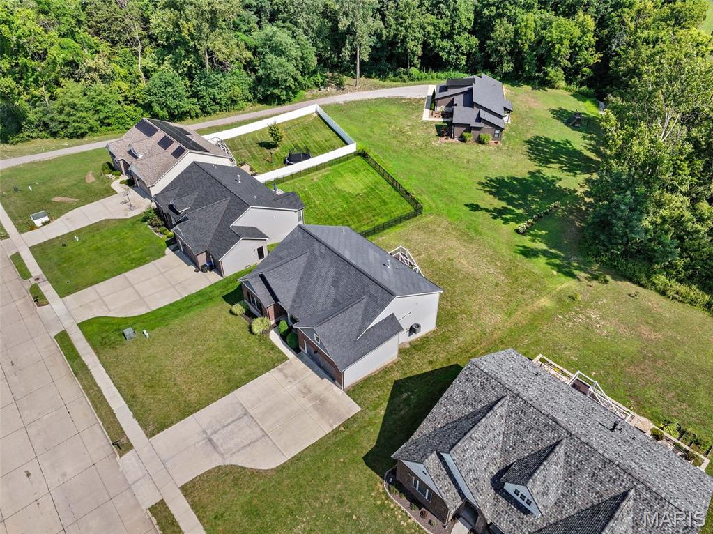 2343 Lakeshore Drive