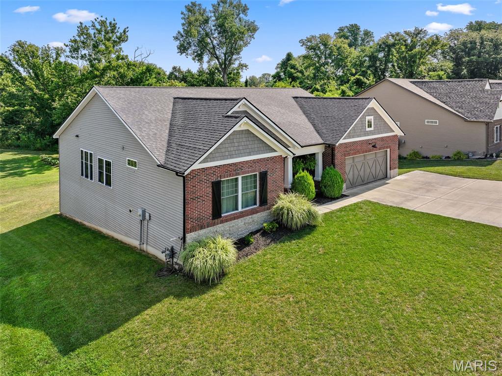 2343 Lakeshore Drive