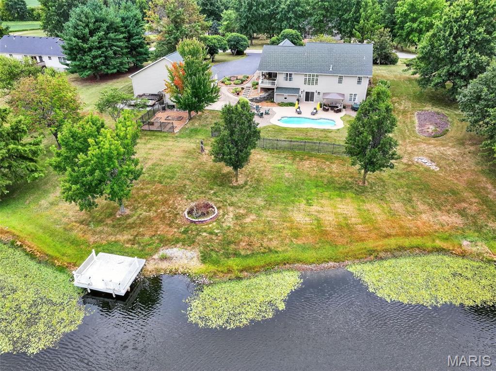 6051 Lakeside Drive