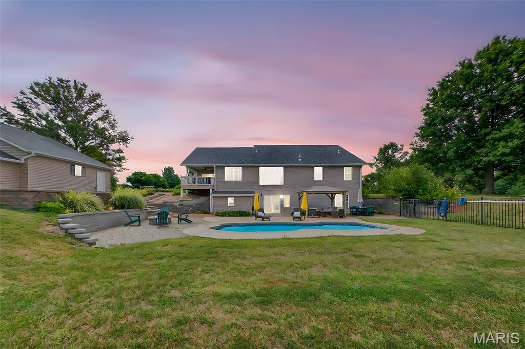 6051 Lakeside Drive
