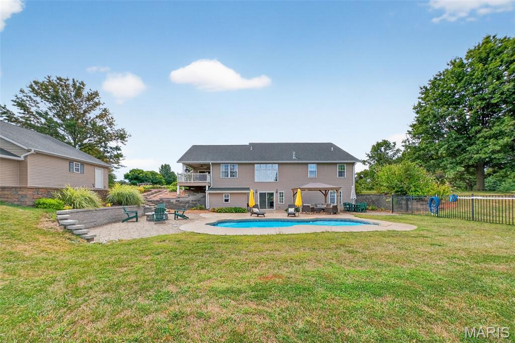 6051 Lakeside Drive