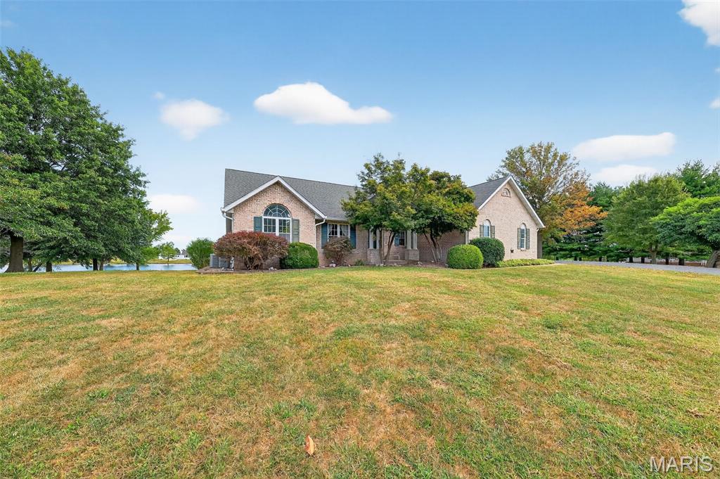 6051 Lakeside Drive