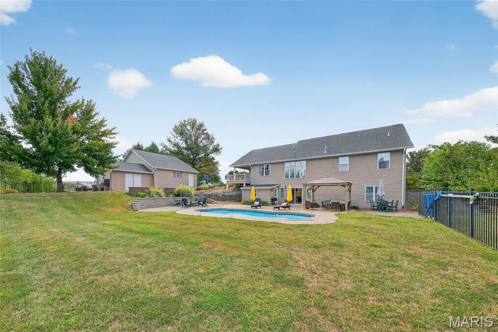 6051 Lakeside Drive