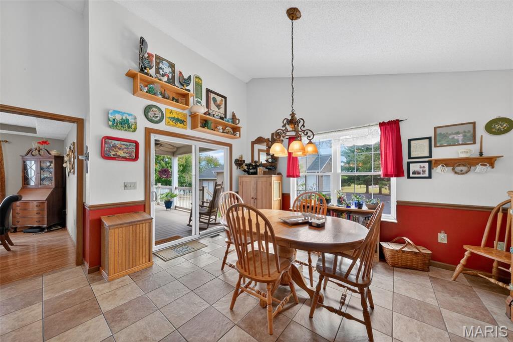 6051 Lakeside Drive