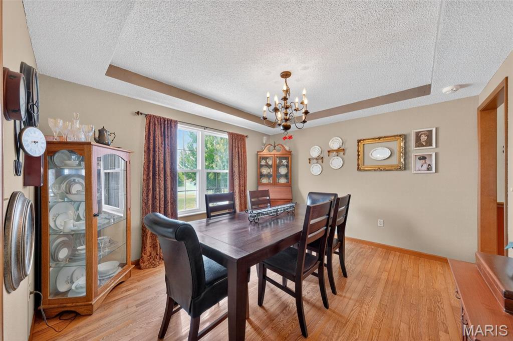 6051 Lakeside Drive