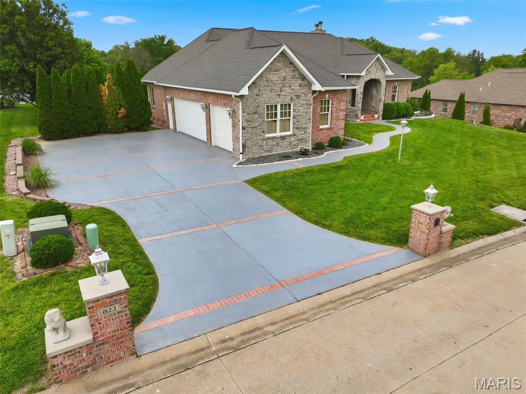 823 Ridge Road