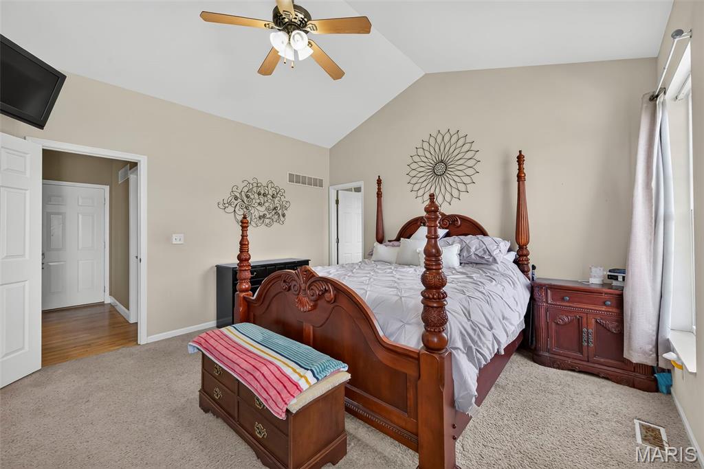 1136 Hoffman Estates Drive