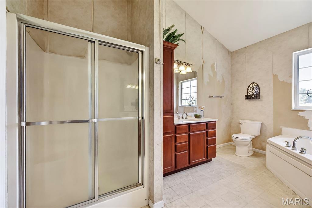 1136 Hoffman Estates Drive