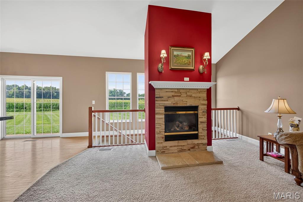 1136 Hoffman Estates Drive