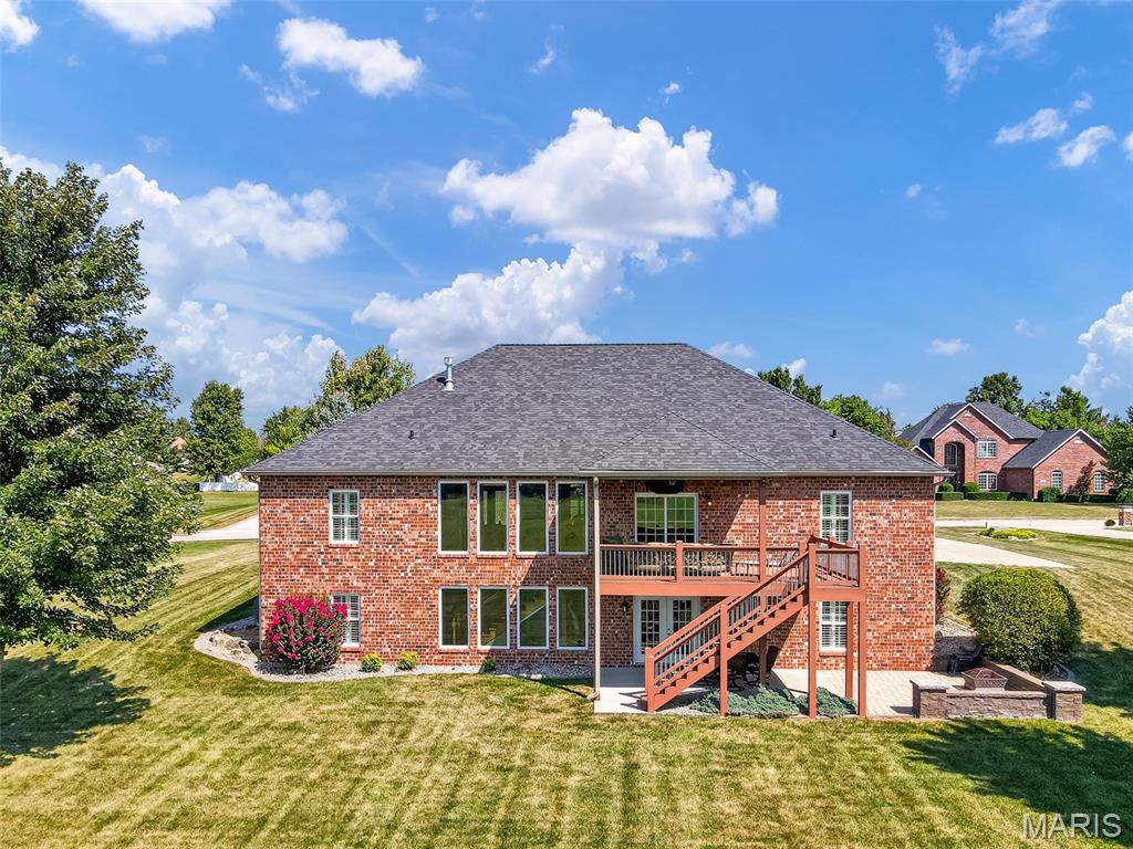 558 Lacroix Way