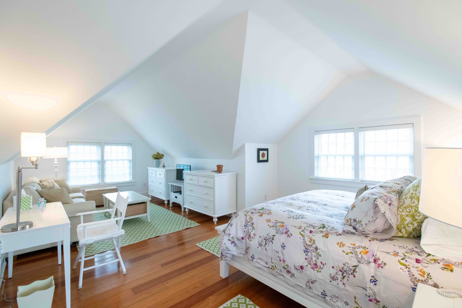 5 Canonicus Street