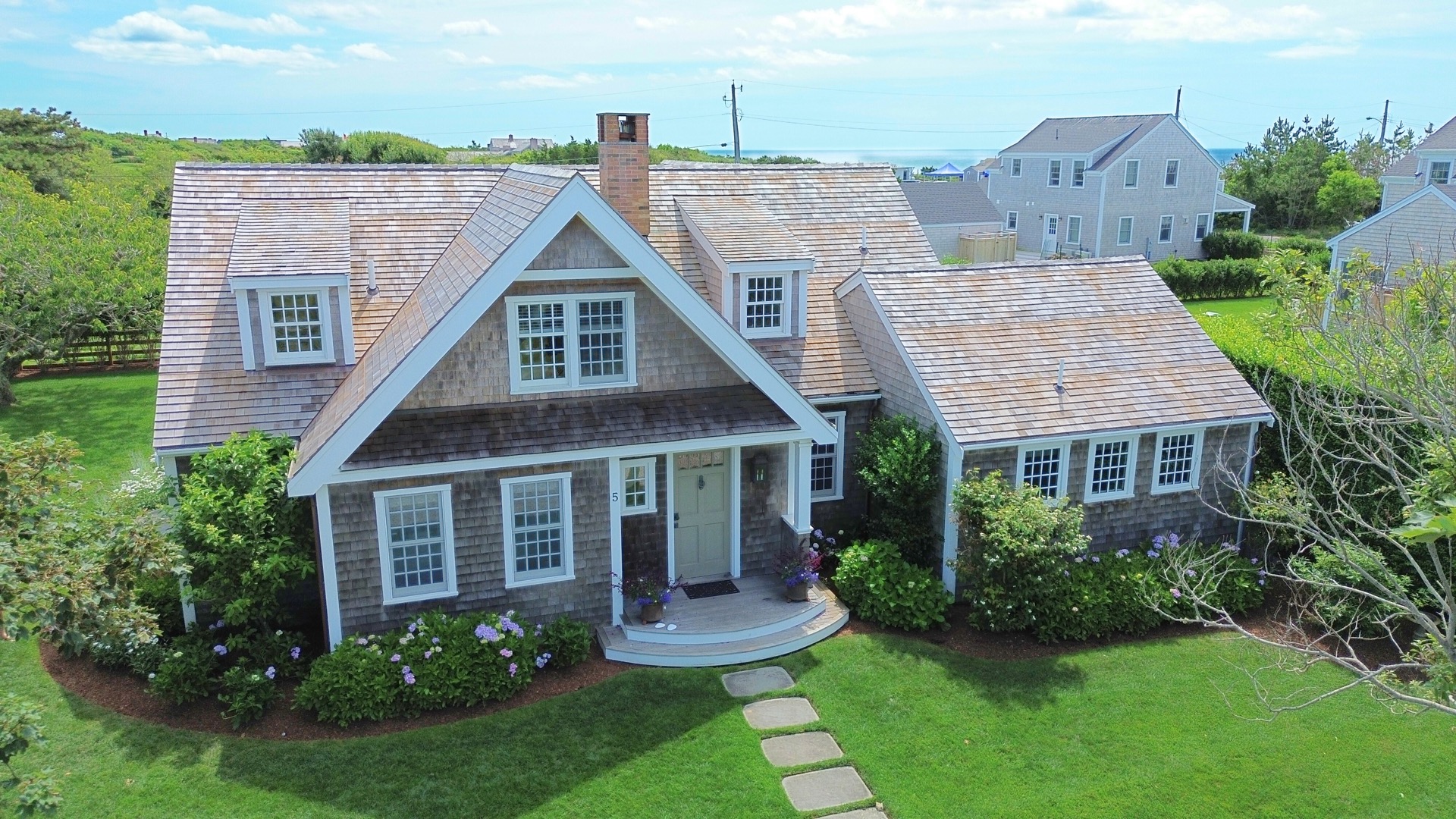 5 Canonicus Street