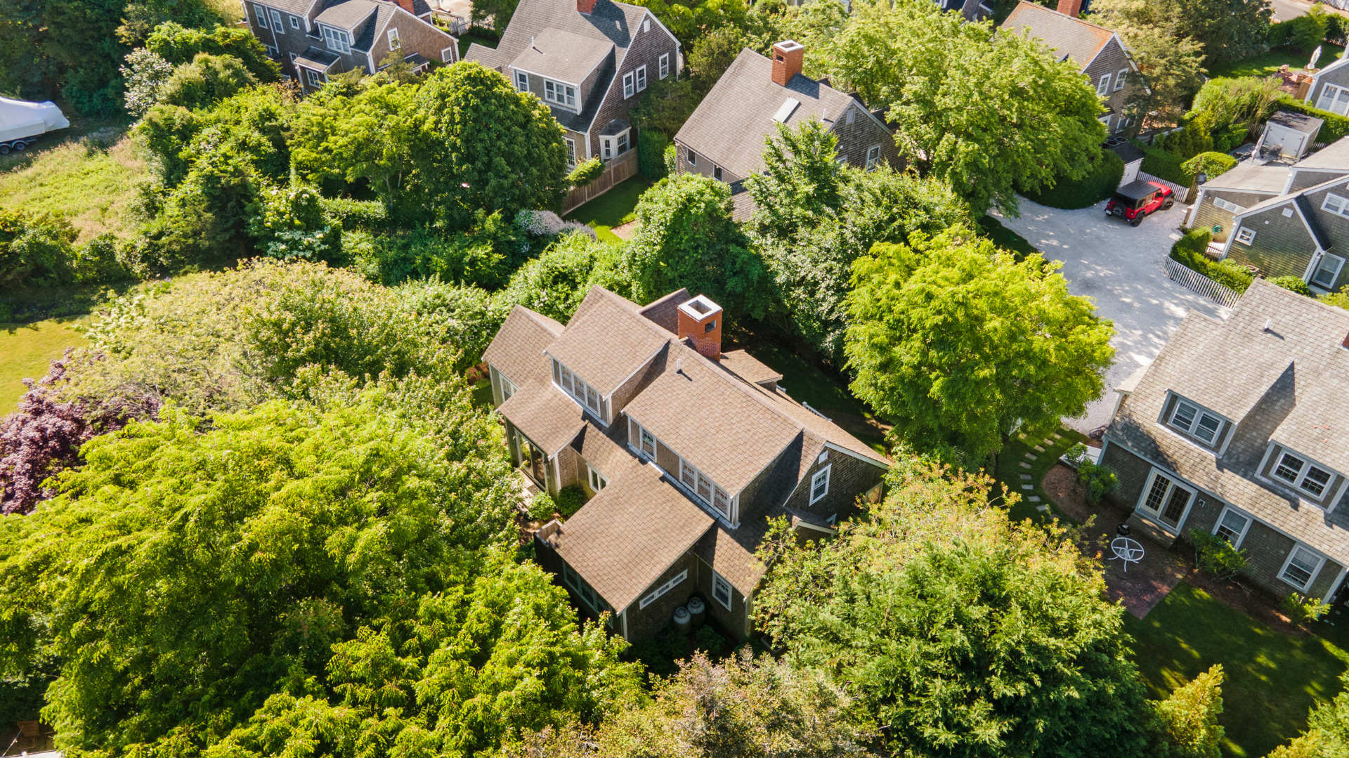 12 Netowa Lane